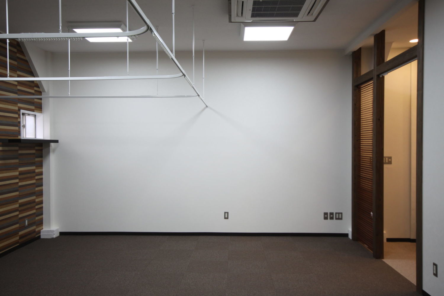 綾瀬かえで整骨院 施工実績