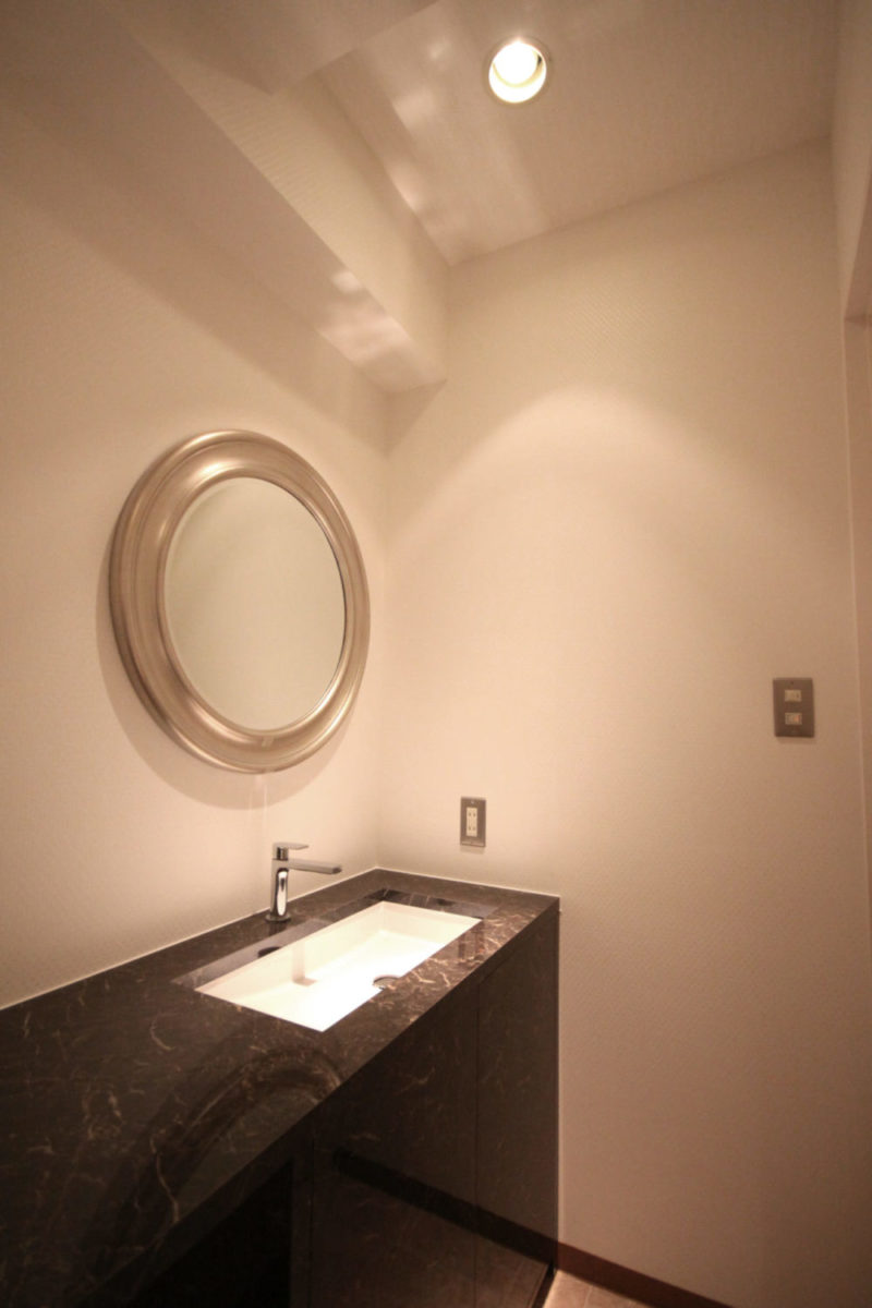 粕谷名倉堂整骨院 施工実績