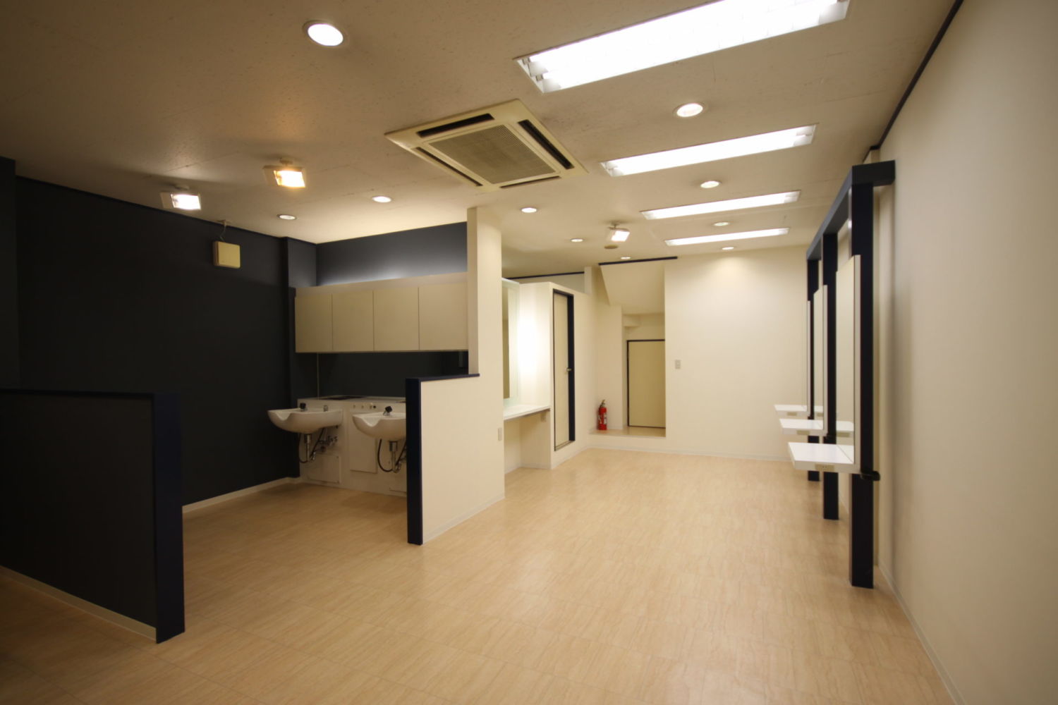 Cut room 施工実績