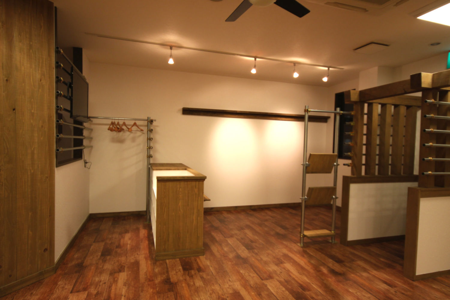 美容室センス 施工実績