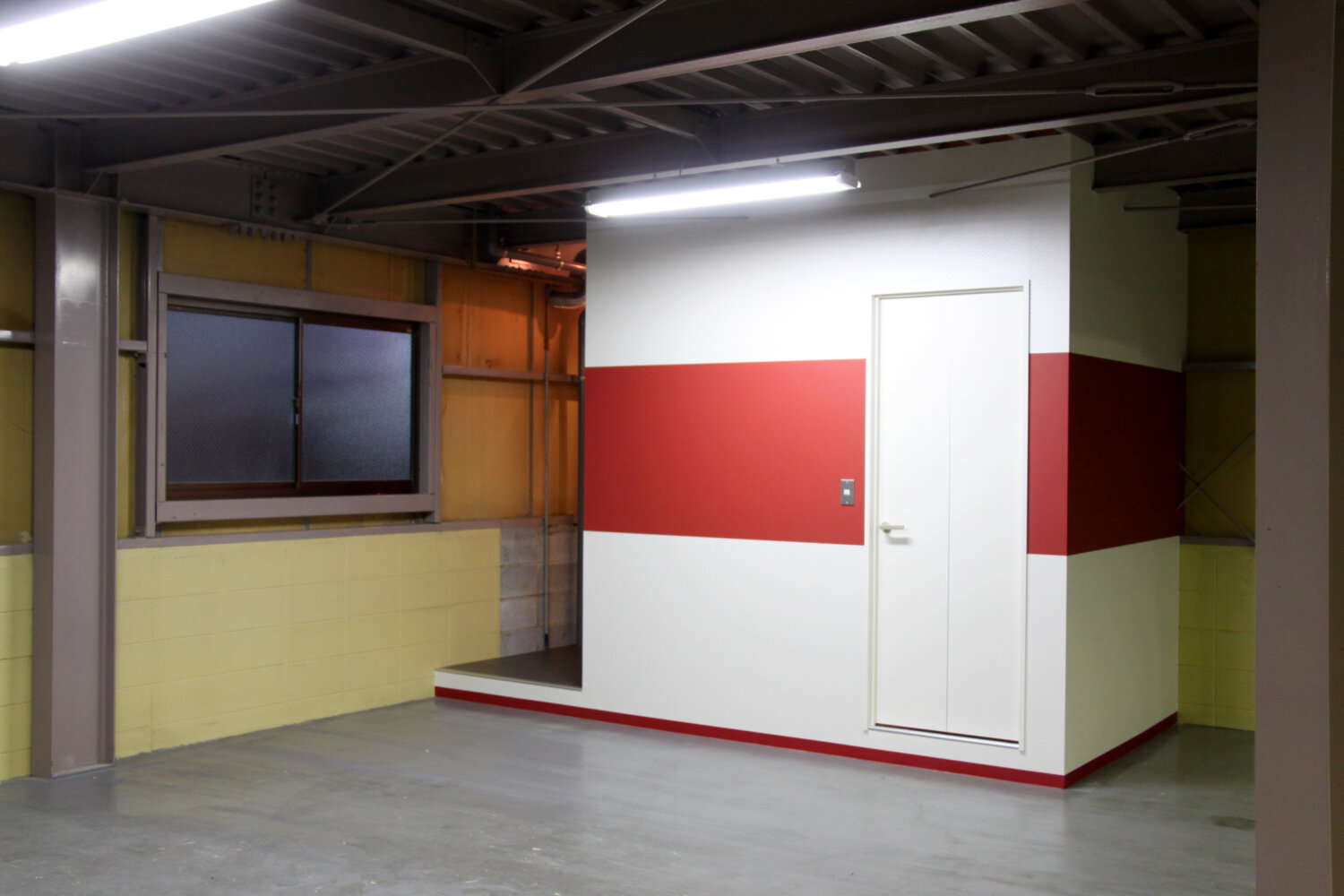 DMZ車販売店 施工実績