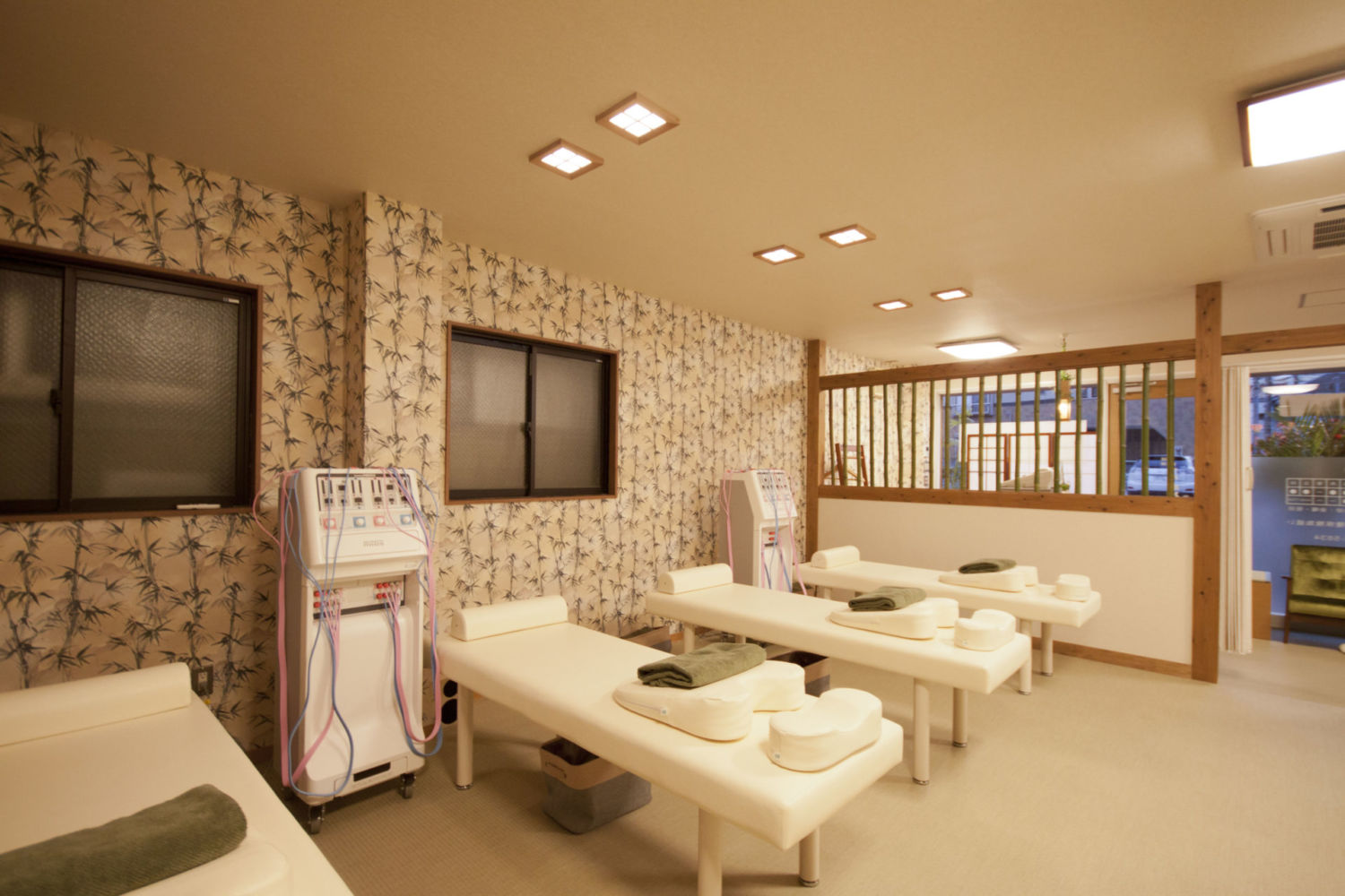 綾瀬えんがわ整骨院 施工実績