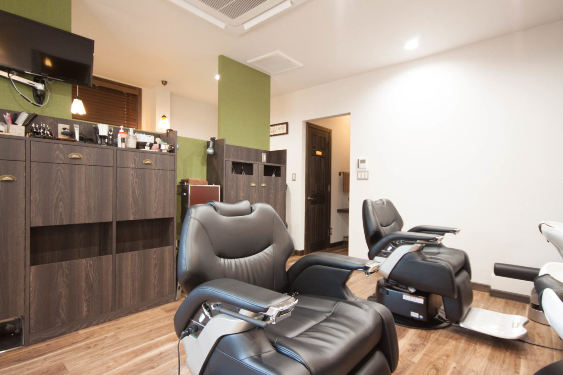 BARBER 空と風 施工実績