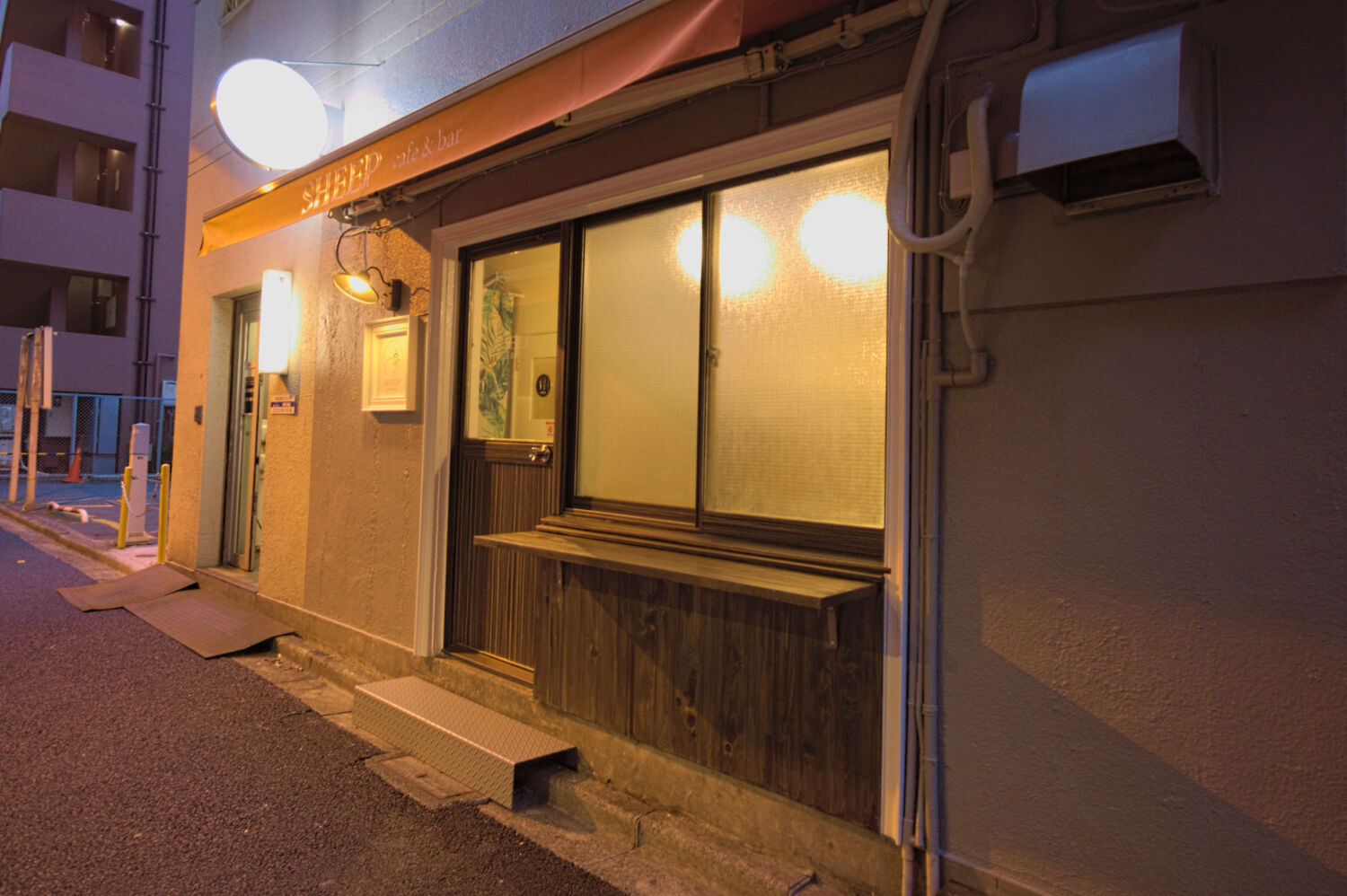 SHEEP cafe&bar 施工実績