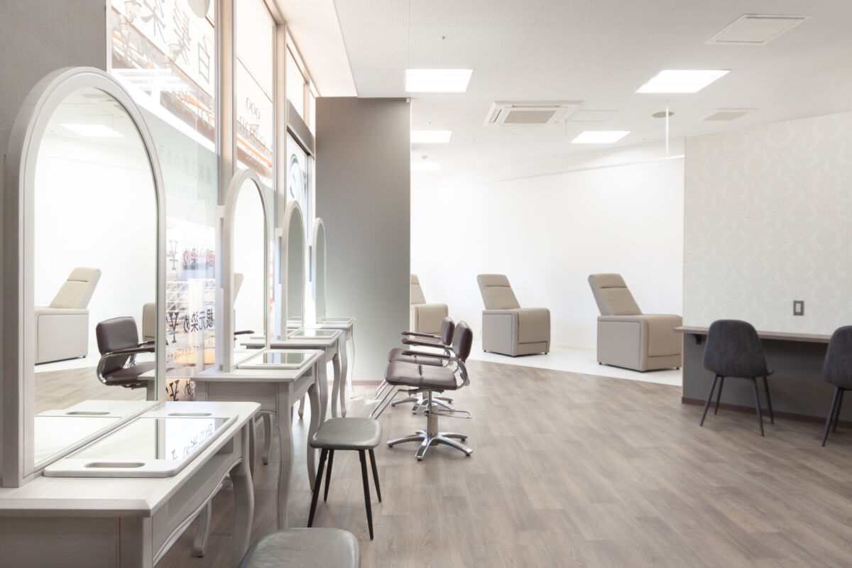 サンキューカラー3号店 施工実績