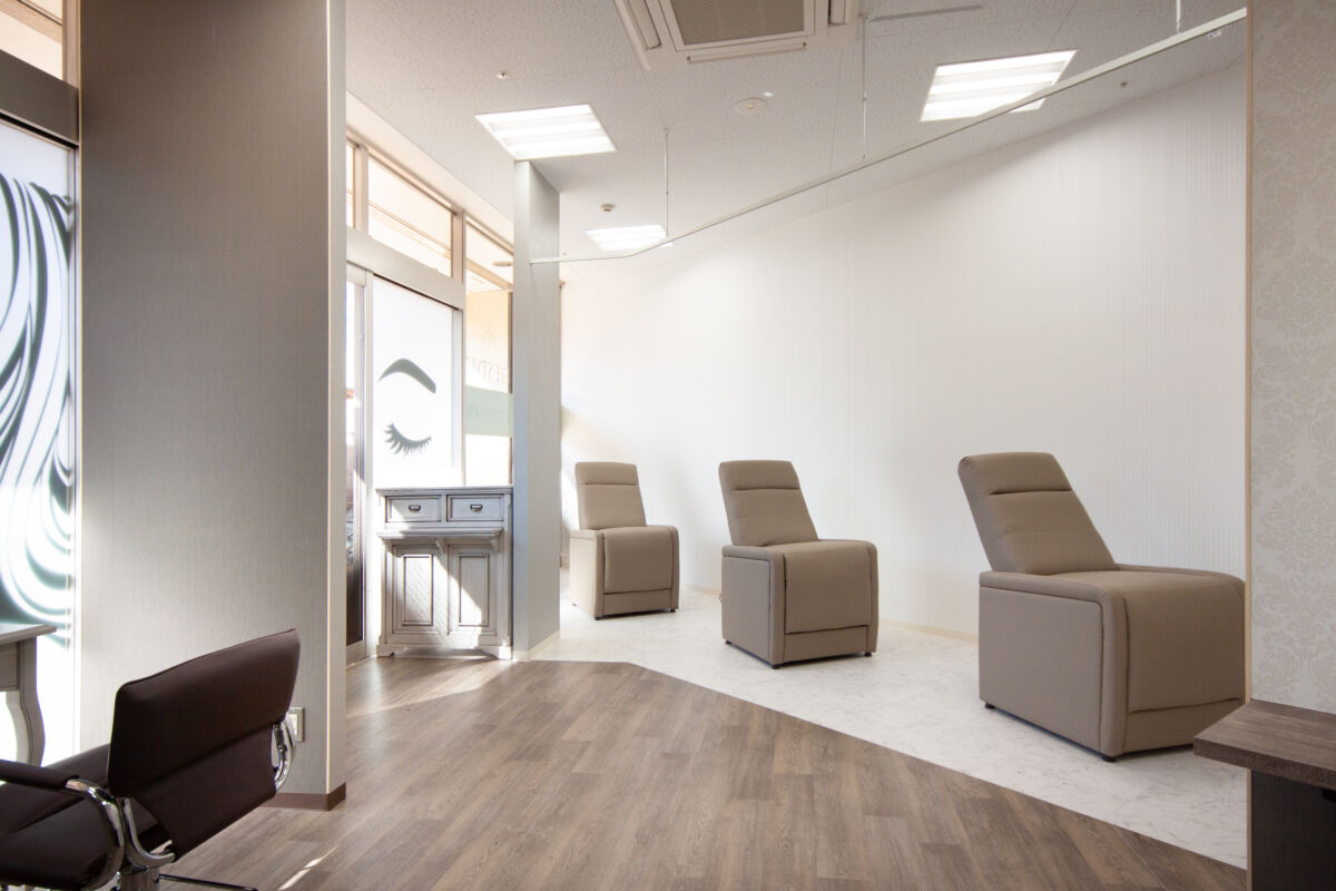 サンキューカラー3号店 施工実績