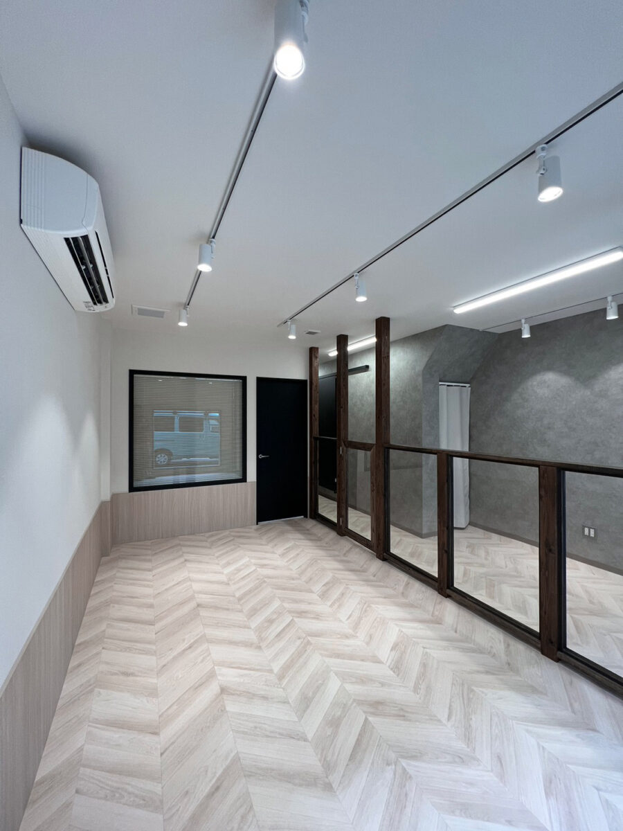 Dog school & Hotel Gaw 施工実績