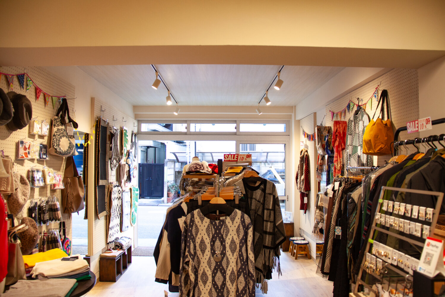 Hana-collage 施工実績