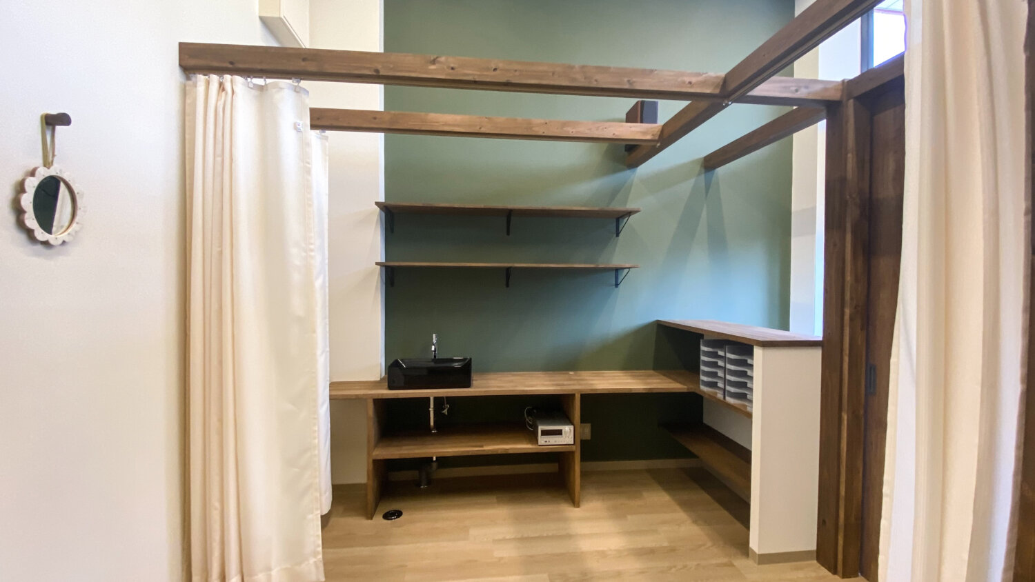 となりの整骨院 施工実績